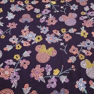 Minnie Mouse shirt LulaRoe (XS) baggy type shirt. I am normally Medium